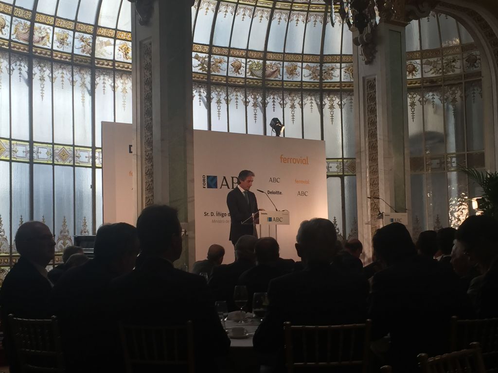 ministrodefomento.inigodelasernaforoabc..